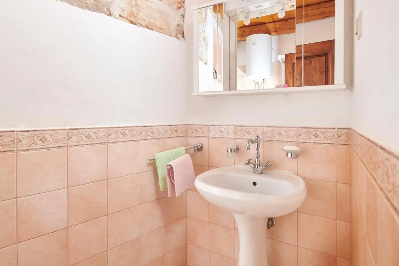 Villa Tamaris Višnjan بيت ضيافة